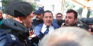 Ελληνικά Hoaxes: Άκυρος ο ισχυρισμός Γεωργιάδη ότι τον χτύπησε ο Δημήτρης Ζιαζιάς – Απομονώθηκαν καρέ