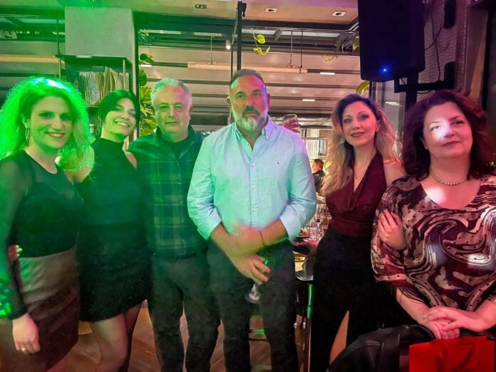 Με ευχές για υγεία και επιτυχίες η βασιλόπιτα της DELTA Properties Kefalonia