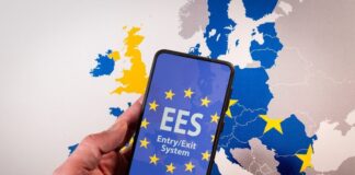 Πολύωρες ουρές στα ευρωπαϊκά αεροδρόμια λόγω της νέας βιομετρικής Εισόδου-Εξόδου της ΕΕ