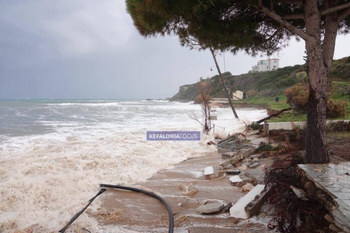 Η θάλασσα δεν διαπραγματεύεται.
