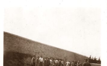 Σκοπευτήριο Καισαριανής: Οι φωτογραφίες που έδωσαν πρόσωπο στους 200 εκτελεσμένους της 1ης Μαΐου 1944