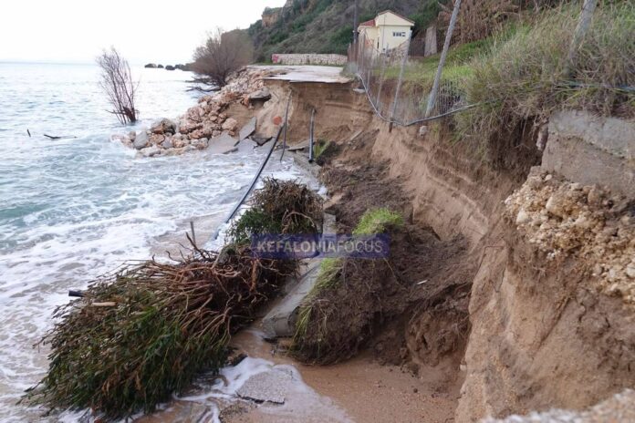 Δήμος Αργοστολίου:Σε πλήρη εξέλιξη η αντιμετώπιση της ζημιάς στον παραλιακό Σκάλας