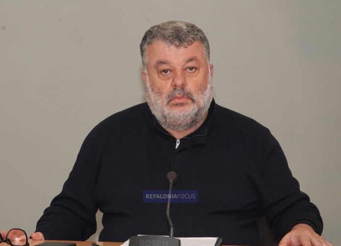 Κύριε Δήμαρχε, Δεν βλέπατε την χωματερή τόσους μήνες στις Κεραμειές;