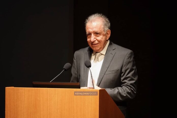 Η Ελληνική Μαθηματική Εταιρεία ανοίγει νέο κεφάλαιο στην Κεφαλονιά – 1η επιστημονική εκδήλωση και βράβευση μαθητών με τον Αθανάσιο Φωκά Η Ελληνική Μαθηματική Εταιρεία ανοίγει νέο κεφάλαιο στην Κεφαλονιά – 1η επιστημονική εκδήλωση και βράβευση μαθητών με τον Αθανάσιο Φωκά