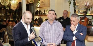 Στήριξη στην Παιδεία της Ιθάκης: Ευχαριστήριο του Δημάρχου προς τον Ρένο Δημητρίου