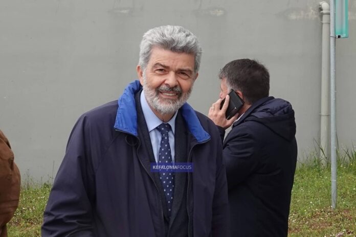 Ο Γ.Γ. Εμπορίου κ. Ναπολέων Μαραβέγιας εκπρόσωπος της Κυβέρνησης στις εκδηλώσεις της 25ης Μαρτίου στην Κεφαλονιά Ο Γ.Γ. Εμπορίου κ. Ναπολέων Μαραβέγιας εκπρόσωπος της Κυβέρνησης στις εκδηλώσεις της 25ης Μαρτίου στην Κεφαλονιά