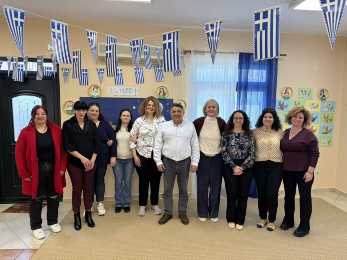 Παρουσία του Προέδρου του ΟΚΑΠ, κ. Γιώργου Λασκαράτου, στον Παιδικό Σταθμό «Στέλλα Κουρούκλη» στο Ληξούρι Παρουσία του Προέδρου του ΟΚΑΠ, κ. Γιώργου Λασκαράτου, στον Παιδικό Σταθμό «Στέλλα Κουρούκλη» στο Ληξούρι