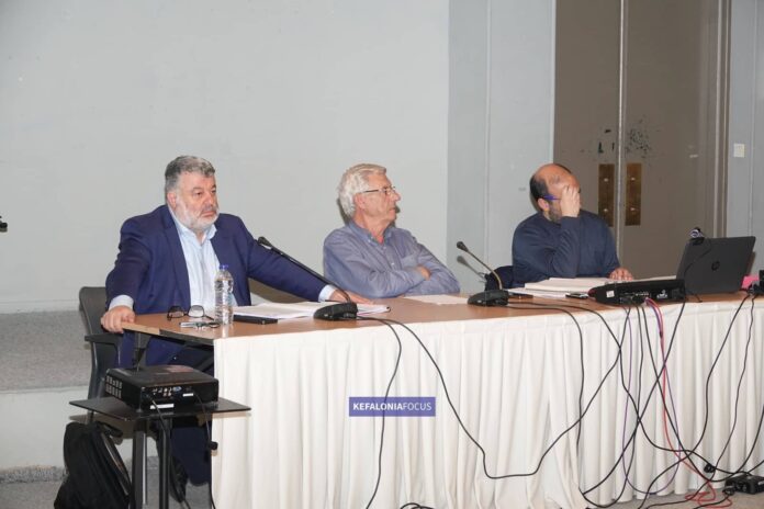 Συνεδριάζει το Δ.Σ. του Δήμου Αργοστολίου 1&2 Απριλίου Συνεδριάζει το Δ.Σ. του Δήμου Αργοστολίου 1&2 Απριλίου