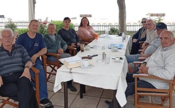 Ιστορική ενημέρωση του πρώην Δημάρχου Ανδρέα Ζαπάντη προς τους διοργανωτές της εκδήλωσης για το Υποβρύχιο Περσέας στον Πόρο Κεφαλονιάς!