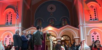 Ληξούρι: Με κατάνυξη και λαμπρότητα γιορτάστηκε η Ανάσταση στον Παντοκράτορα