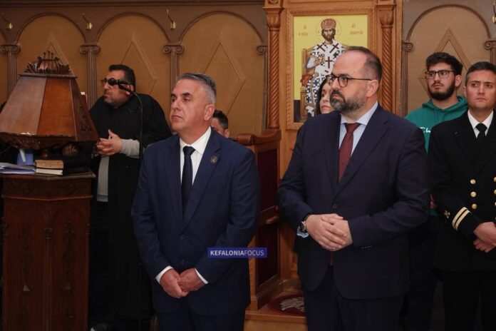 Στην Ιθάκη για το Πάσχα ο Γενικός Γραμματέας του Υπουργείου Ναυτιλίας Μανώλης Κουτουλάκης Στην Ιθάκη για το Πάσχα ο Γενικός Γραμματέας του Υπουργείου Ναυτιλίας Μανώλης Κουτουλάκης