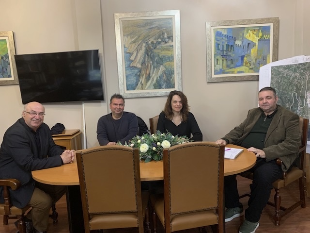 Συνάντηση Αντιπεριφερειάρχη και Δημάρχου Ληξουρίου για κρίσιμα έργα και θέματα της Παλικής Συνάντηση Αντιπεριφερειάρχη και Δημάρχου Ληξουρίου για κρίσιμα έργα και θέματα της Παλικής