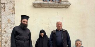 Αναστάσιμη Θεία Λειτουργία στη Μονή Παναγίας Ανατολικού το Σάββατο της Διακαινησίμου