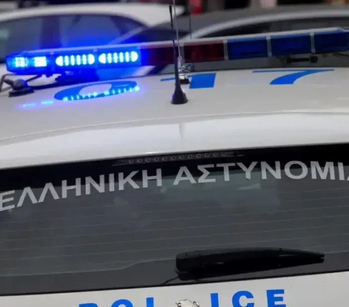 Ενίσχυση 10 ατόμων στο ΤΔΕΕ Αργοστολίου: Σαφές μήνυμα για αυξημένη αστυνόμευση Ενίσχυση 10 ατόμων στο ΤΔΕΕ Αργοστολίου: Σαφές μήνυμα για αυξημένη αστυνόμευση