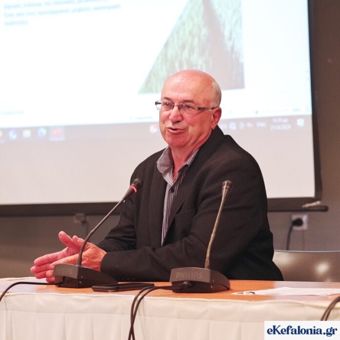 Πού είδατε την επιτυχία, κ. Κουρή;»Άδεια αίθουσα, μεγάλα λόγια: Ερωτήματα για την «επιτυχημένη» εκδήλωση της Περιφέρειας Πού είδατε την επιτυχία, κ. Κουρή;»Άδεια αίθουσα, μεγάλα λόγια: Ερωτήματα για την «επιτυχημένη» εκδήλωση της Περιφέρειας