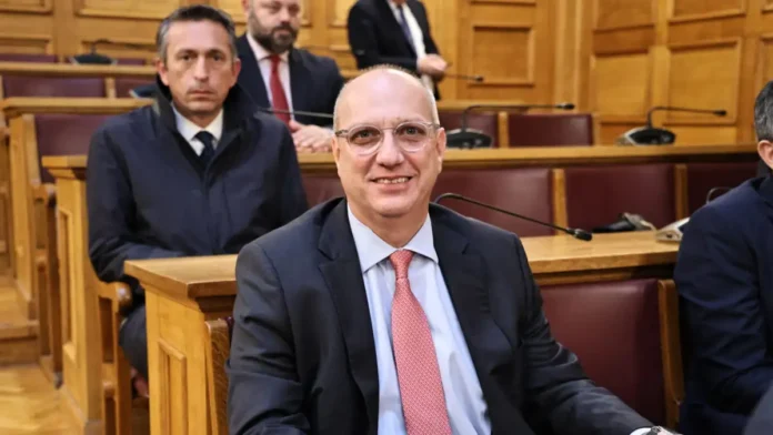 Νέα Δημοκρατία: Γαλάζιο αντάρτικο με ανοιχτή επιστολή 5 βουλευτών για το «επιτελικό κράτος» Νέα Δημοκρατία: Γαλάζιο αντάρτικο με ανοιχτή επιστολή 5 βουλευτών για το «επιτελικό κράτος»