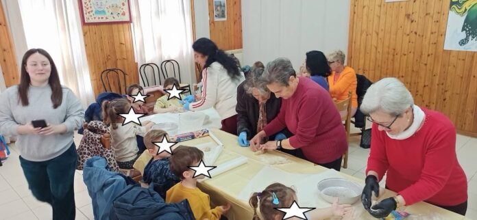 Επίσκεψη παιδικού σταθμού « ΑΡΓΩ » στο ΚΑΠΗ Αργοστολίου. Επίσκεψη παιδικού σταθμού « ΑΡΓΩ » στο ΚΑΠΗ Αργοστολίου.