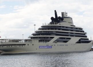 Το υπερπολυτελές «Four Seasons I»:η πιο ακριβή εμπειρία κρουαζιέρας στον κόσμο στο πρώτο του ταξίδι στον Πειραιά – Το Kefaloniafocus το φωτογράφισε από κοντά