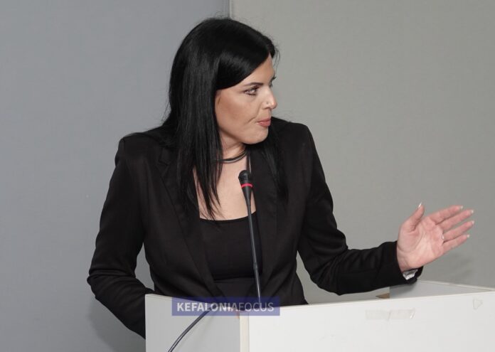 Ελένη Λουκέρη:Η μη απονομή Γαλάζιας Σημαίας σε Λέπεδα και Πετανούς οφείλεται αποκλειστικά σε γραφειοκρατικές καθυστερήσεις Ελένη Λουκέρη:Η μη απονομή Γαλάζιας Σημαίας σε Λέπεδα και Πετανούς οφείλεται αποκλειστικά σε γραφειοκρατικές καθυστερήσεις