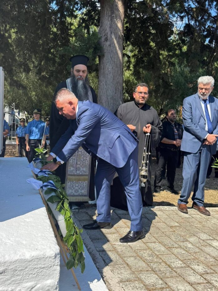 Με λαμπρότητα και συγκίνηση η Ιθάκη τίμησε την Ένωση των Επτανήσων με την Ελλάδα Με λαμπρότητα και συγκίνηση η Ιθάκη τίμησε την Ένωση των Επτανήσων με την Ελλάδα
