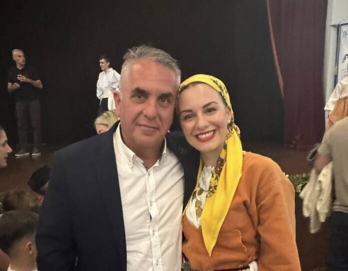 Συγκίνηση και περηφάνια στην εκδήλωση του Χορευτικού Συγκροτήματος «Χαρίλαος Τσιγωνιάς» στην Ιθάκη Συγκίνηση και περηφάνια στην εκδήλωση του Χορευτικού Συγκροτήματος «Χαρίλαος Τσιγωνιάς» στην Ιθάκη