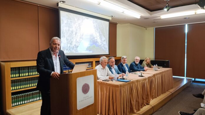 Η χθεσινή επίσημη παρουσίαση του βιβλίου «Αρχαία Σάμη» στο Μέγαρο Μουσικής Αθηνών Η χθεσινή επίσημη παρουσίαση του βιβλίου «Αρχαία Σάμη» στο Μέγαρο Μουσικής Αθηνών