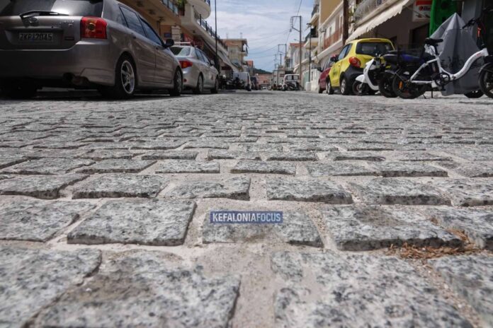 Η δημοτική αρχή Θεόφιλου απέτυχε να αναβαθμίσει αισθητικά την οδό Σιτεμπόρων – Το αποτέλεσμα κρίνεται και απογοητεύει Η δημοτική αρχή Θεόφιλου απέτυχε να αναβαθμίσει αισθητικά την οδό Σιτεμπόρων – Το αποτέλεσμα κρίνεται και απογοητεύει