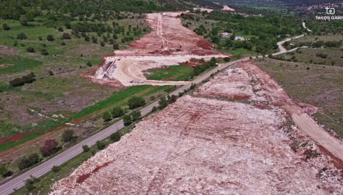 Με ορίζοντα το 2029 προχωρούν αθόρυβα οι εργασίες στον άξονα Ιωάννινα – Κακαβιά Με ορίζοντα το 2029 προχωρούν αθόρυβα οι εργασίες στον άξονα Ιωάννινα – Κακαβιά