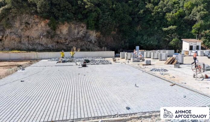 Με χρηματοδότηση από το Ταμείο Ανάκαμψης η ανάπλαση του περιβάλλοντος χώρου του Κοινοτικού Καταστήματος Πόρου Με χρηματοδότηση από το Ταμείο Ανάκαμψης η ανάπλαση του περιβάλλοντος χώρου του Κοινοτικού Καταστήματος Πόρου