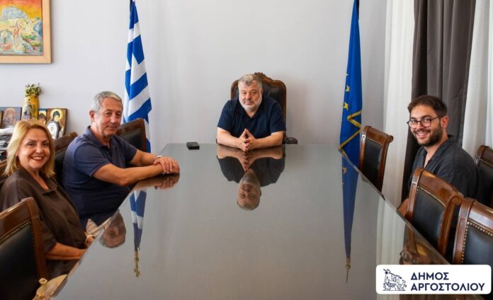 Χαιρετίζουμε το 1ο Θερινό Σχολείο Μαθηματικών Χαιρετίζουμε το 1ο Θερινό Σχολείο Μαθηματικών