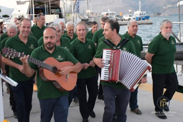 Μελωδική κανταδόρικη βραδιά στο Ληξούρι – Ένα ζωντανό ταξίδι στην επτανησιακή μουσική παράδοση Μελωδική κανταδόρικη βραδιά στο Ληξούρι – Ένα ζωντανό ταξίδι στην επτανησιακή μουσική παράδοση