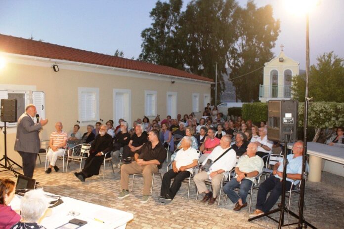 Εσπερίδα για τον Βικέντιο Δαμοδό στον Άγιο Σπυρίδωνα Πλατύ Γιαλού Ληξουρίου Εσπερίδα για τον Βικέντιο Δαμοδό στον Άγιο Σπυρίδωνα Πλατύ Γιαλού Ληξουρίου
