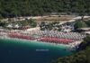 Αντίσαμος: Όταν η υπερεκμετάλλευση επισκιάζει τη φυσική ομορφιά μιας από τις ομορφότερες παραλίες της Ελλάδας