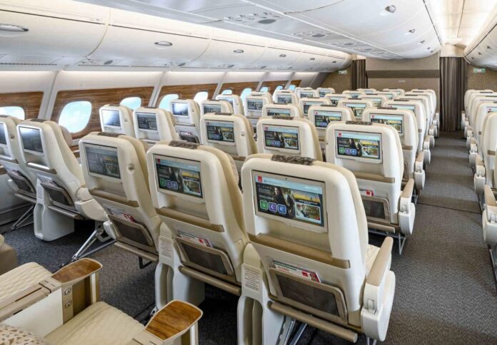 Emirates: Ολοκληρώθηκε η αναβάθμιση των πρώτων 100 αεροσκαφών του στόλου της! Emirates: Ολοκληρώθηκε η αναβάθμιση των πρώτων 100 αεροσκαφών του στόλου της!