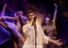 Velvet Night στο Alaya στο Ξι – Μια ξεχωριστή μουσική βραδιά με τον Alexis και τις NEFELOPETRA Dancers