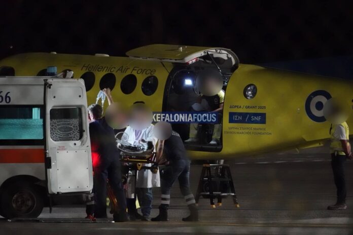 Αερογέφυρα ζωής του ΕΚΑΒ από την Κεφαλονιά – Επείγουσα διακομιδή διασωληνωμένου ασθενούς στη ΜΕΘ του Νοσοκομείου Ζακύνθου Αερογέφυρα ζωής του ΕΚΑΒ από την Κεφαλονιά – Επείγουσα διακομιδή διασωληνωμένου ασθενούς στη ΜΕΘ του Νοσοκομείου Ζακύνθου