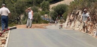 Ιθάκη: Ξεκίνησε ένα από τα σημαντικότερα έργα οδοποιίας – Σε εξέλιξη η τσιμεντόστρωση του δρόμου Άγιος Ιωάννης Λεύκης – Χάνι