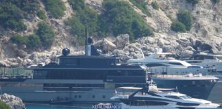 Ιθάκη :Η υπερπολυτελής θαλαμηγός «ATLANTE» του Ιταλού δισεκατομμυριούχου Remo Ruffini της Moncler αγκυροβόλησε στον μαγευτικό όρμο Σαρακήνικο
