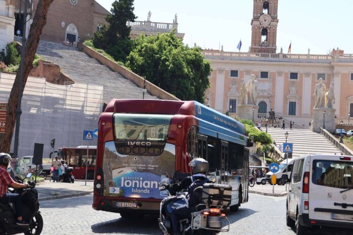 Τα Ιόνια Νησιά σε Ρώμη και Αθήνα – Δυναμική τουριστική καμπάνια της Περιφέρειας με στόχο την ενίσχυση της εξωστρέφειας Τα Ιόνια Νησιά σε Ρώμη και Αθήνα – Δυναμική τουριστική καμπάνια της Περιφέρειας με στόχο την ενίσχυση της εξωστρέφειας