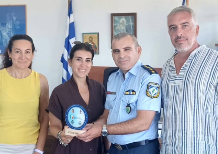 Επίσκεψη της INTERPOL Ιταλικής Πρεσβείας στη Διεύθυνση Αστυνομίας Κεφαλληνίας – Στο επίκεντρο η ασφάλεια και οι Ιταλοί υπήκοοι στην Κεφαλονιά και την Ιθάκη Επίσκεψη της INTERPOL Ιταλικής Πρεσβείας στη Διεύθυνση Αστυνομίας Κεφαλληνίας – Στο επίκεντρο η ασφάλεια και οι Ιταλοί υπήκοοι στην Κεφαλονιά και την Ιθάκη