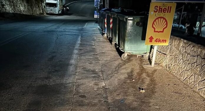 «Φτάνουν οι δικαιολογίες»: Σκληρή επίθεση του Βασίλη Αντζουλάτου στον κοινοτάρχη Πόρου για την εικόνα καθαριότητας στον Πόρο «Φτάνουν οι δικαιολογίες»: Σκληρή επίθεση του Βασίλη Αντζουλάτου στον κοινοτάρχη Πόρου για την εικόνα καθαριότητας στον Πόρο