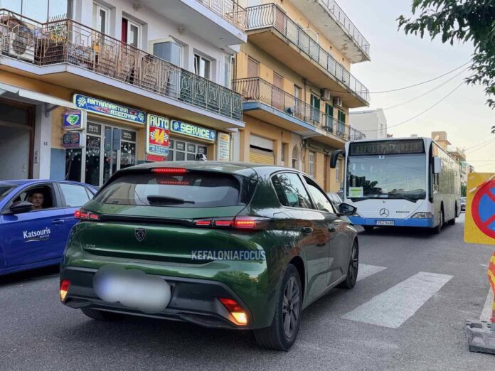 Κινούταν άνετος στο αντίθετο ρεύμα στη Λεωφόρο Βεργωτή – Από τύχη δεν έγινε ατύχημα Κινούταν άνετος στο αντίθετο ρεύμα στη Λεωφόρο Βεργωτή – Από τύχη δεν έγινε ατύχημα