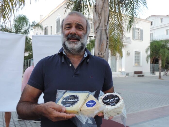 «Φιλέματα Επτανησιακής Γης»: Γεύσεις, προϊόντα και παράδοση των Ιονίων Νήσων συναντώνται στο Αργοστόλι «Φιλέματα Επτανησιακής Γης»: Γεύσεις, προϊόντα και παράδοση των Ιονίων Νήσων συναντώνται στο Αργοστόλι