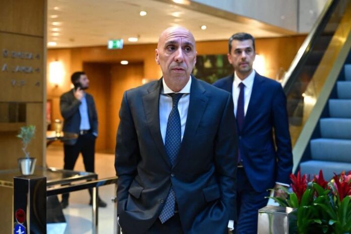 Από το Μαξίμου στην αμφισβήτηση: «Ζήσε Μάη μου να φας τριφύλλι» από τον Γιάννη Μπρατάκο για τις εξαγγελίες Μητσοτάκη Από το Μαξίμου στην αμφισβήτηση: «Ζήσε Μάη μου να φας τριφύλλι» από τον Γιάννη Μπρατάκο για τις εξαγγελίες Μητσοτάκη