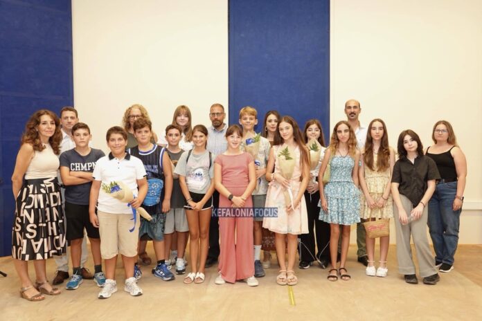 Το Kefaloniafocus στηρίζει το νέο Μουσικό Γυμνάσιο Κεφαλονιάς – Δίπλα στα παιδιά και στους καθηγητές,δίπλα στη μουσική παράδοση του νησιού Το Kefaloniafocus στηρίζει το νέο Μουσικό Γυμνάσιο Κεφαλονιάς – Δίπλα στα παιδιά και στους καθηγητές,δίπλα στη μουσική παράδοση του νησιού