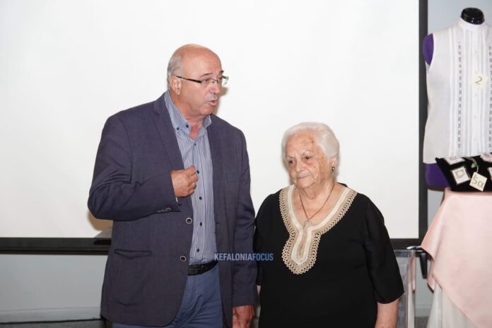 Σωτήρης Κουρής: «Στηρίζουμε το σπουδαίο έργο του Χαροκόπειου Εργαστηρίου – Πολύτιμη παρακαταθήκη για την πολιτιστική μας κληρονομιά» Σωτήρης Κουρής: «Στηρίζουμε το σπουδαίο έργο του Χαροκόπειου Εργαστηρίου – Πολύτιμη παρακαταθήκη για την πολιτιστική μας κληρονομιά»