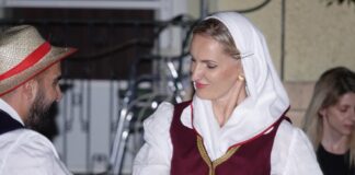 Χορευτική Βραδιά Φιλίας στο Αργοστόλι με τη συμμετοχή ελληνικών και σερβικών χορευτικών συγκροτημάτων
