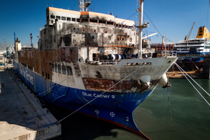 «Blue Carrier 2»: Η ώρα της αλήθειας μετά τη φωτιά – Τα ερωτήματα για τα φορτία, οι αποζημιώσεις και οι καταγγελίες για τους ναύλους προς τη Ρόδο «Blue Carrier 2»: Η ώρα της αλήθειας μετά τη φωτιά – Τα ερωτήματα για τα φορτία, οι αποζημιώσεις και οι καταγγελίες για τους ναύλους προς τη Ρόδο