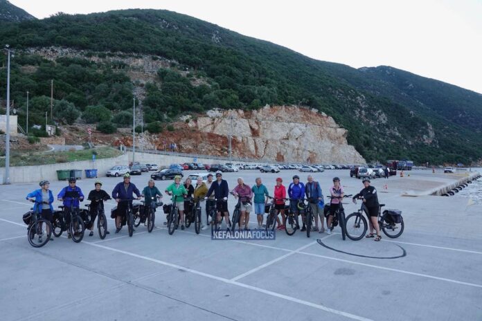 Ολλανδοί τουρίστες ανακαλύπτουν την Ιθάκη με ποδήλατα – Εναλλακτικές διακοπές μέσα στον Οκτώβριο στο νησί του Οδυσσέα Ολλανδοί τουρίστες ανακαλύπτουν την Ιθάκη με ποδήλατα – Εναλλακτικές διακοπές μέσα στον Οκτώβριο στο νησί του Οδυσσέα