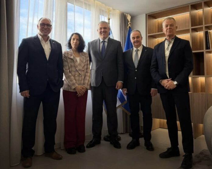 ΠΟΞ: Φορολογία, βραχυχρόνιες μισθώσεις και χρηματοδότηση στο επίκεντρο της συνάντησης με την ΕΛ.Α.Σ. – Παρών ο Γεράσιμος Τιμοθεάτος ΠΟΞ: Φορολογία, βραχυχρόνιες μισθώσεις και χρηματοδότηση στο επίκεντρο της συνάντησης με την ΕΛ.Α.Σ. – Παρών ο Γεράσιμος Τιμοθεάτος